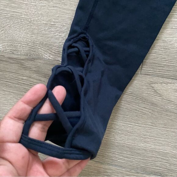 Calia by Carrie Underwood navy blue workout leggings sz Medium - Picture 4 of 10